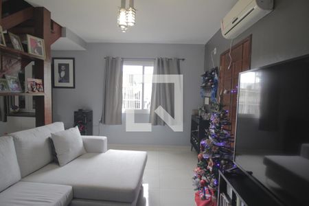 Sala 1 de casa à venda com 3 quartos, 135m² em Rio Branco, Canoas