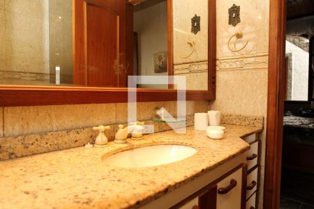 Casa à venda com 500m², 3 quartos e 3 vagasBanheiro