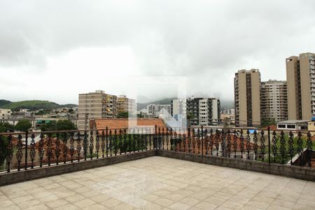 Casa à venda com 500m², 3 quartos e 3 vagasTerraço