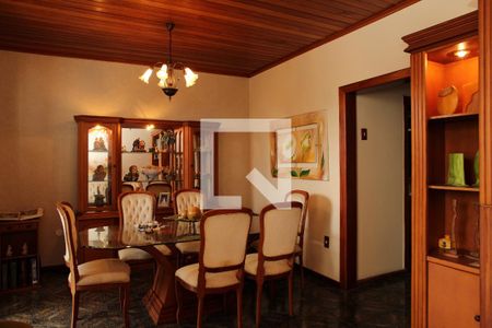 Sala de casa à venda com 3 quartos, 500m² em Cachambi, Rio de Janeiro