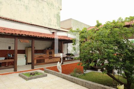 Casa à venda com 500m², 3 quartos e 3 vagasQuintal/Jardim