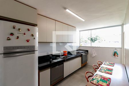 Apartamento à venda com 395m², 5 quartos e 2 vagasCozinha e Área de Serviço