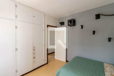 Apartamento à venda com 395m², 5 quartos e 2 vagasQuarto 2