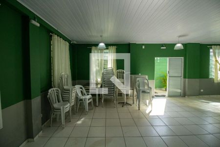 Apartamento para alugar com 60m², 2 quartos e 1 vaga Apartamento para alugar com 60m², 2 quartos e 1 vagaÁrea comum - Salão de festas