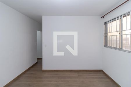 Sala de apartamento para alugar com 3 quartos, 59m² em Jardim Independência, São Paulo