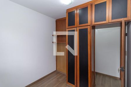 Quarto 2 de apartamento para alugar com 3 quartos, 59m² em Jardim Independência, São Paulo