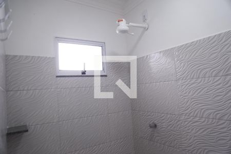 Banheiro de apartamento para alugar com 1 quarto, 29m² em Vila Guedes, São Paulo