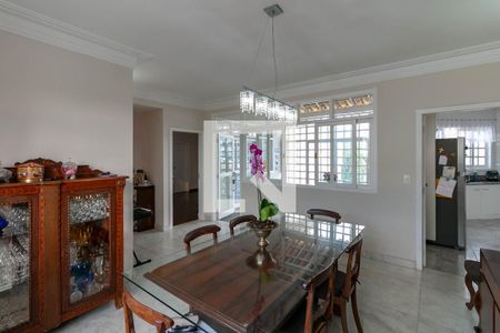 Sala de casa à venda com 4 quartos, 289m² em Estoril, Belo Horizonte