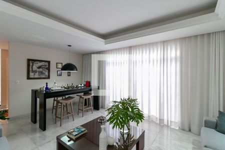 Sala de casa à venda com 4 quartos, 289m² em Estoril, Belo Horizonte
