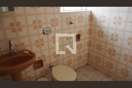 Banheiro de casa à venda com 3 quartos, 129m² em Jardim Estadio, Jundiaí