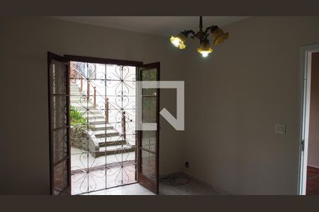 Sala de casa à venda com 3 quartos, 129m² em Jardim Estadio, Jundiaí