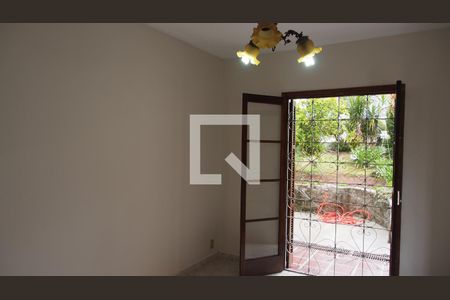 Sala de casa à venda com 3 quartos, 129m² em Jardim Estadio, Jundiaí