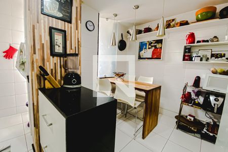 Apartamento para alugar com 90m², 3 quartos e sem vaga Apartamento para alugar com 90m², 3 quartos e sem vagaCozinha