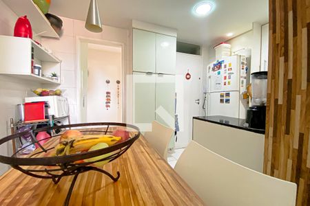 Apartamento para alugar com 90m², 3 quartos e sem vaga Apartamento para alugar com 90m², 3 quartos e sem vagaCozinha