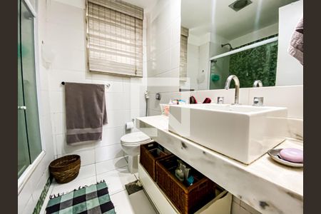 Apartamento para alugar com 90m², 3 quartos e sem vaga Apartamento para alugar com 90m², 3 quartos e sem vagaBanheiro 1
