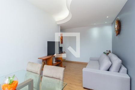 Sala de apartamento à venda com 2 quartos, 50m² em Sagrada Família, Belo Horizonte