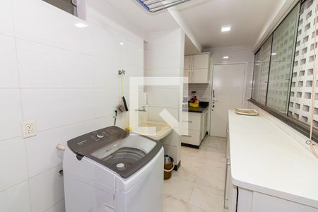 Apartamento para alugar com 168m², 3 quartos e 1 vaga Apartamento para alugar com 168m², 3 quartos e 1 vagaÁrea de Serviço