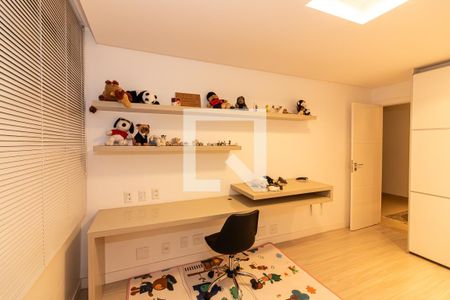 Apartamento para alugar com 168m², 3 quartos e 1 vaga Apartamento para alugar com 168m², 3 quartos e 1 vagaQuarto 2