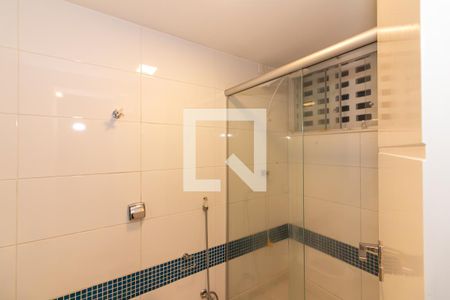 Apartamento para alugar com 168m², 3 quartos e 1 vaga Apartamento para alugar com 168m², 3 quartos e 1 vagaBanheiro 2