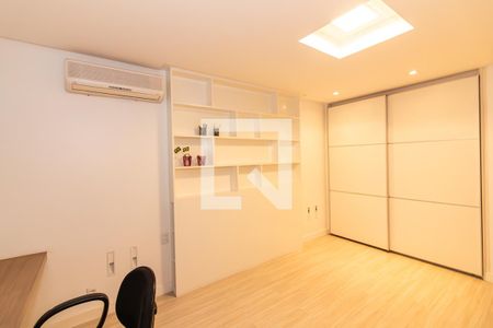 Apartamento para alugar com 168m², 3 quartos e 1 vaga Apartamento para alugar com 168m², 3 quartos e 1 vagaQuarto 1