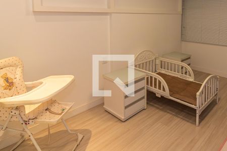 Apartamento para alugar com 168m², 3 quartos e 1 vaga Apartamento para alugar com 168m², 3 quartos e 1 vagaQuarto 2