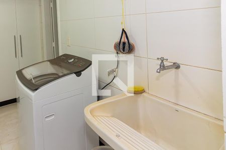 Apartamento para alugar com 168m², 3 quartos e 1 vaga Apartamento para alugar com 168m², 3 quartos e 1 vagaÁrea de Serviço