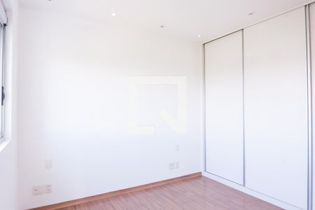 Apartamento à venda com 69m², 2 quartos e 2 vagassemi-suite