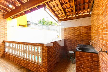 Casa para alugar com 75m², 2 quartos e sem vagaÁrea de Serviço