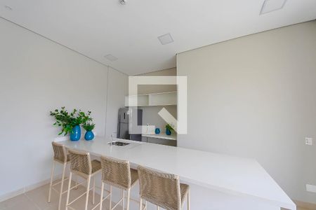 Apartamento à venda com 87m², 3 quartos e 2 vagas Apartamento à venda com 87m², 3 quartos e 2 vagasÁrea comum - Piscina