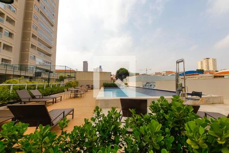 Apartamento à venda com 87m², 3 quartos e 2 vagas Apartamento à venda com 87m², 3 quartos e 2 vagasÁrea comum - Piscina