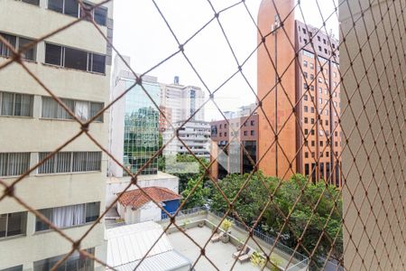 Vista da Sala de apartamento para alugar com 1 quarto, 48m² em Savassi, Belo Horizonte