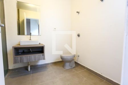 Casa à venda com 350m², 3 quartos e 3 vagasBanheiro da Suíte 1