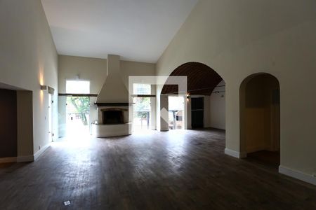 Sala de casa à venda com 3 quartos, 350m² em Real Parque, São Paulo