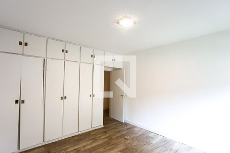 Casa à venda com 350m², 3 quartos e 3 vagasSuíte 1