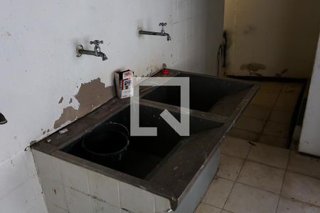 Casa à venda com 350m², 3 quartos e 3 vagasLavanderia