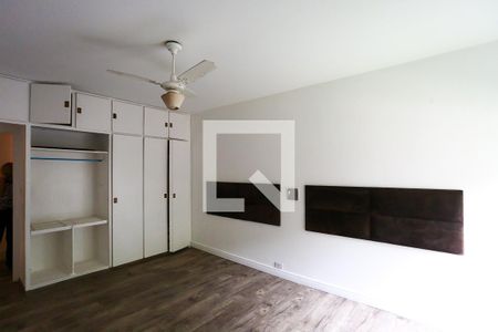 Casa à venda com 350m², 3 quartos e 3 vagasSuíte 2