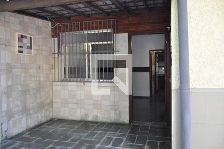 Apartamento para alugar com 55m², 2 quartos e sem vagaÁrea externa