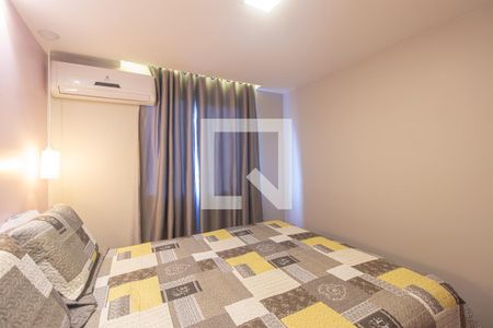 Quarto 1 de apartamento para alugar com 2 quartos, 43m² em Inhoaíba, Rio de Janeiro