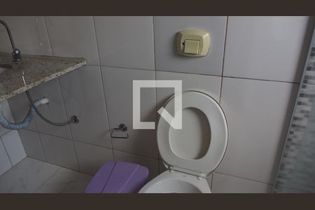 Casa para alugar com 980m², 3 quartos e 8 vagasBanheiro 1