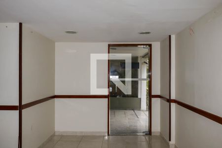 Apartamento para alugar com 68m², 3 quartos e 1 vagaÁrea comum - Salão de festas