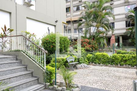 Apartamento para alugar com 68m², 3 quartos e 1 vagaÁrea comum