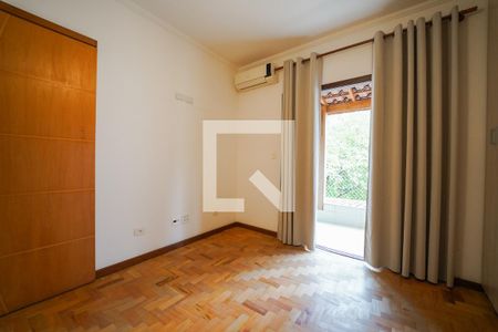 Casa para alugar com 150m², 3 quartos e 2 vagasSuíte