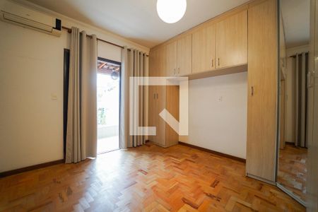 Casa para alugar com 150m², 3 quartos e 2 vagasSuíte