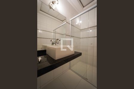 Casa para alugar com 150m², 3 quartos e 2 vagasBanheiro