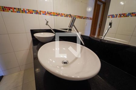 Casa para alugar com 150m², 3 quartos e 2 vagasBanheiro da Suíte