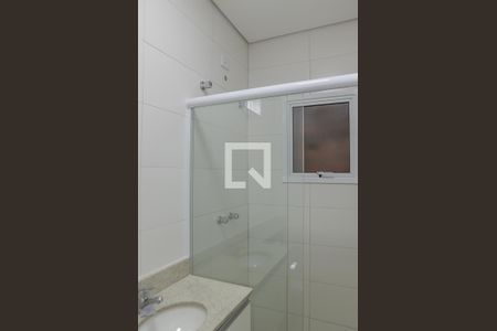 Banheiro de apartamento para alugar com 1 quarto, 36m² em Vila Planalto, São Bernardo do Campo