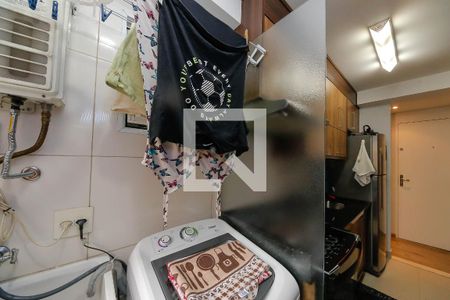 Apartamento à venda com 64m², 3 quartos e 1 vagaÁrea de Serviço