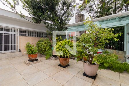Casa à venda com 420m², 3 quartos e 6 vagasGaragem
