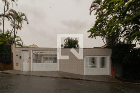 Casa à venda com 420m², 3 quartos e 6 vagasFachada