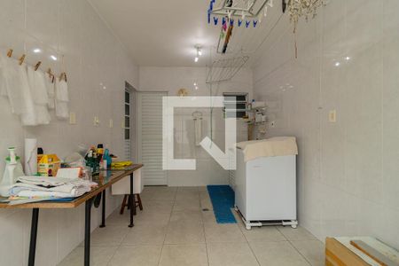 Casa à venda com 420m², 3 quartos e 6 vagasÁrea de Serviço
